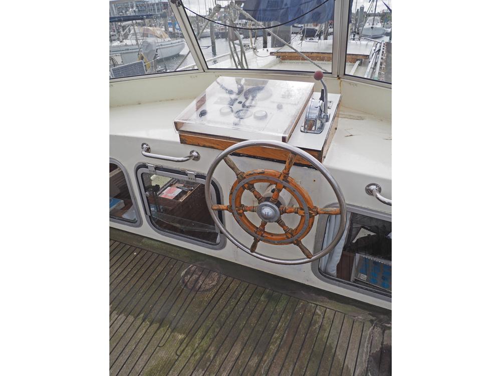 picture Deck equipment